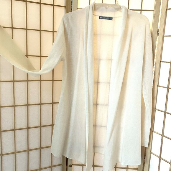 InCashmere Soft and Fluffy Cream Ivory Drape Front Open Cardigan Size M Women - Picture 1 of 5